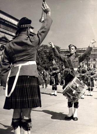 5th/7th Gordon Highlanders on parade (c. 1945/46)