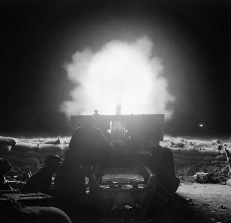 25lb Gun Firing, El Alamein, 23 Oct '42